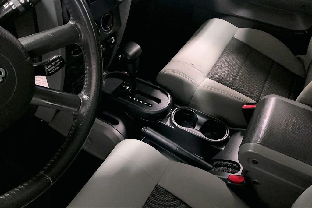 Thumbnail: 2010 Jeep Wrangler - 15