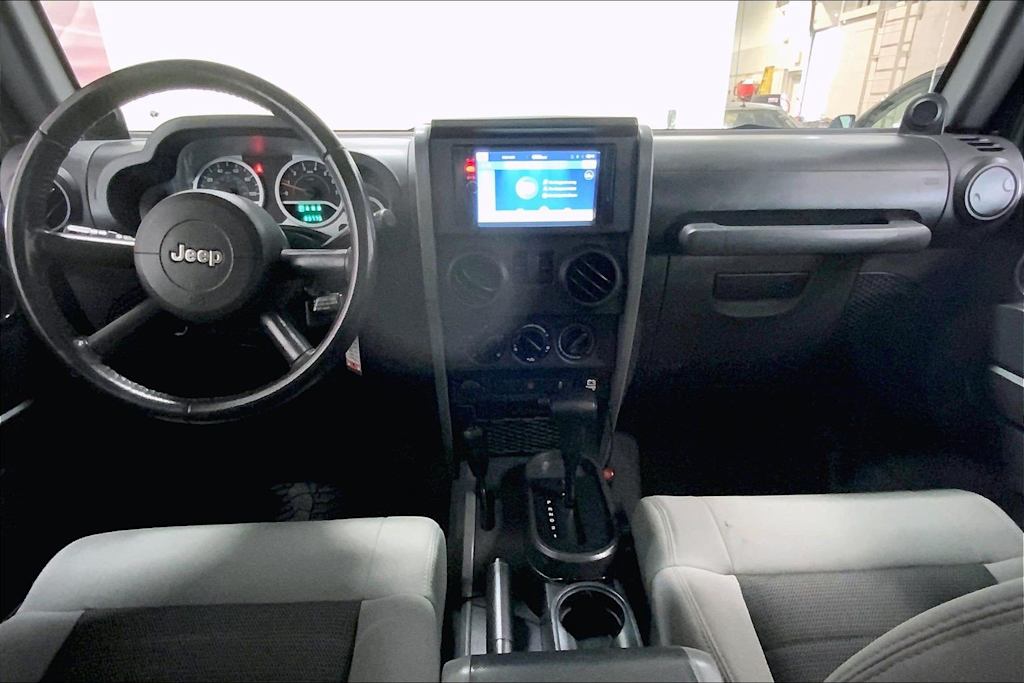 Thumbnail: 2010 Jeep Wrangler - 9