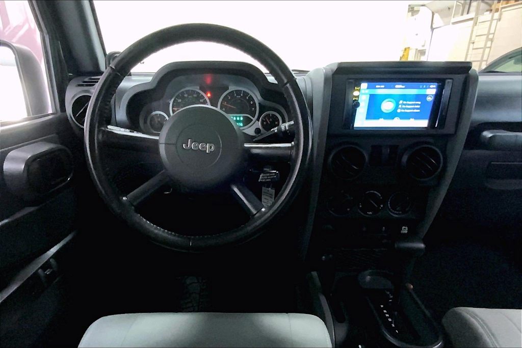 Thumbnail: 2010 Jeep Wrangler - 12