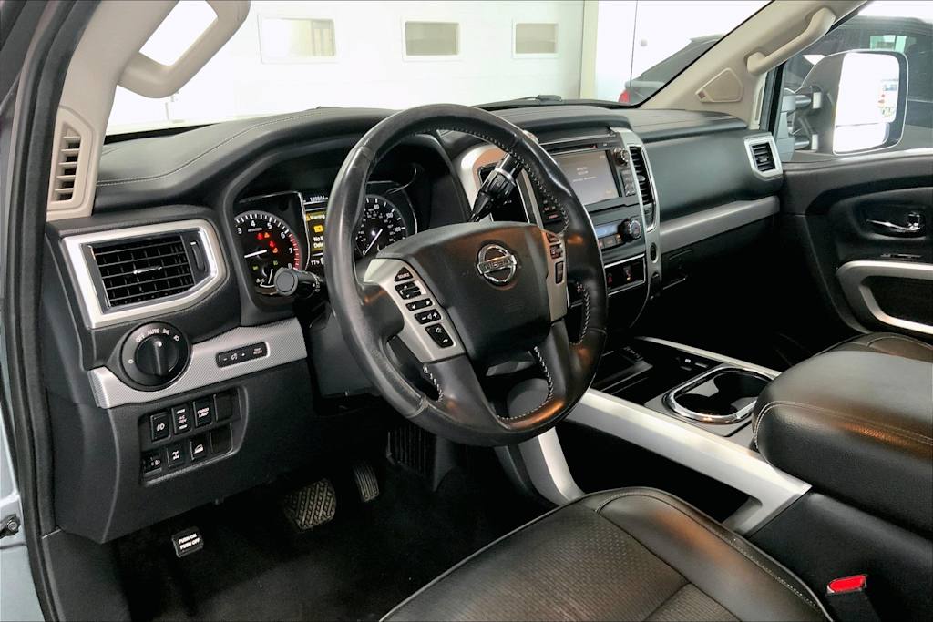 Thumbnail: 2017 Nissan Titan - 2