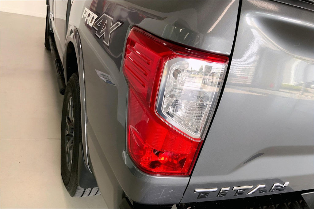 Thumbnail: 2017 Nissan Titan - 29