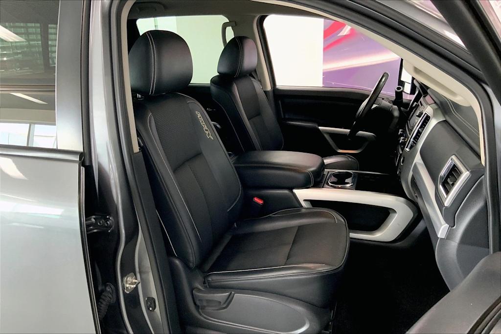 Thumbnail: 2017 Nissan Titan - 11