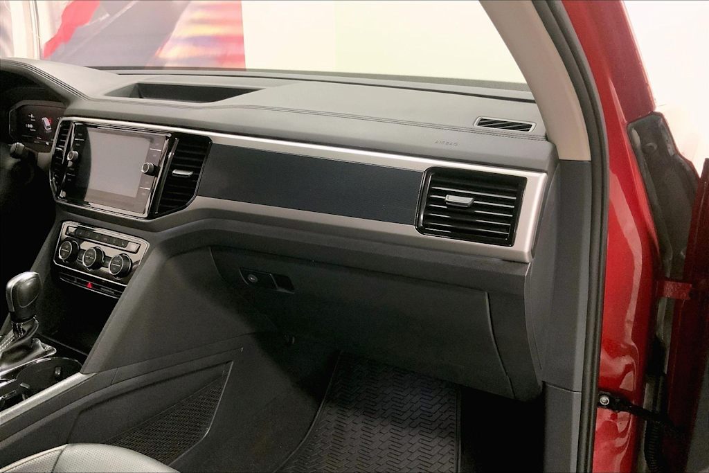 Thumbnail: 2023 Volkswagen Atlas - 22