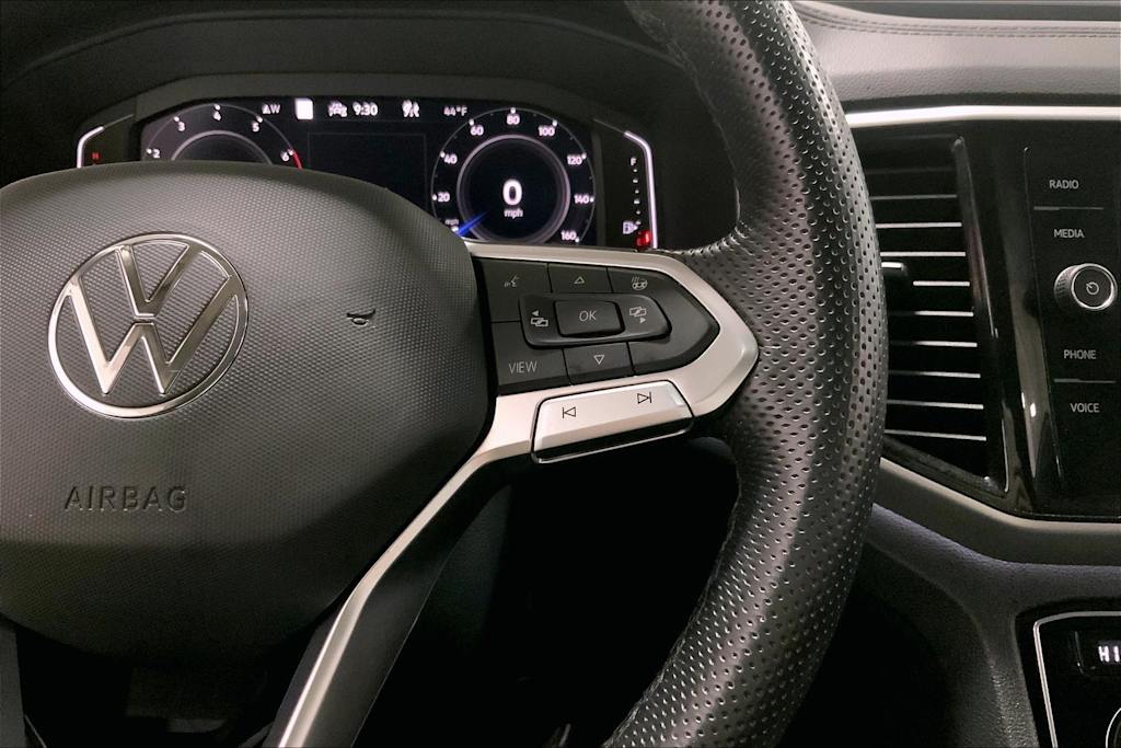 Thumbnail: 2023 Volkswagen Atlas - 24