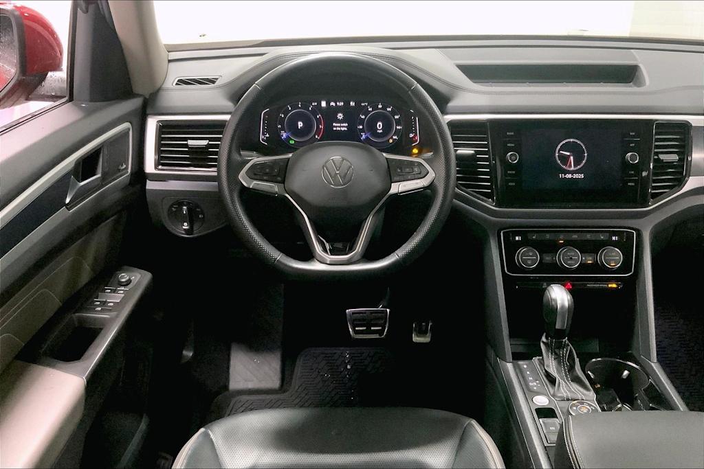 Thumbnail: 2023 Volkswagen Atlas - 13