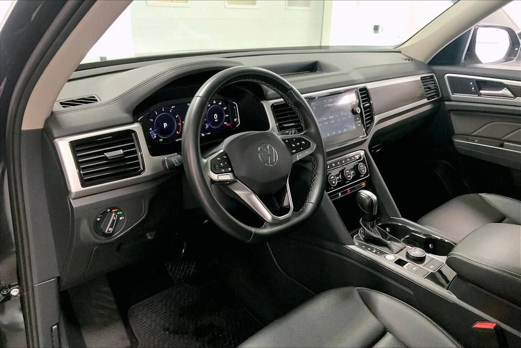 Thumbnail: 2023 Volkswagen Atlas - 2