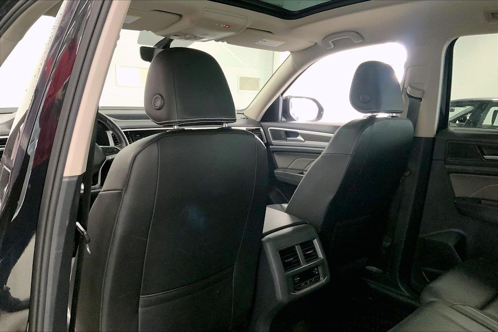 Thumbnail: 2023 Volkswagen Atlas - 12