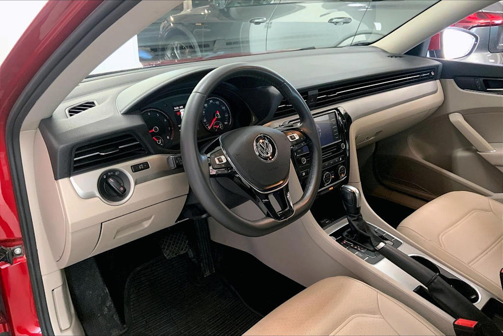 Thumbnail: 2021 Volkswagen Passat - 2