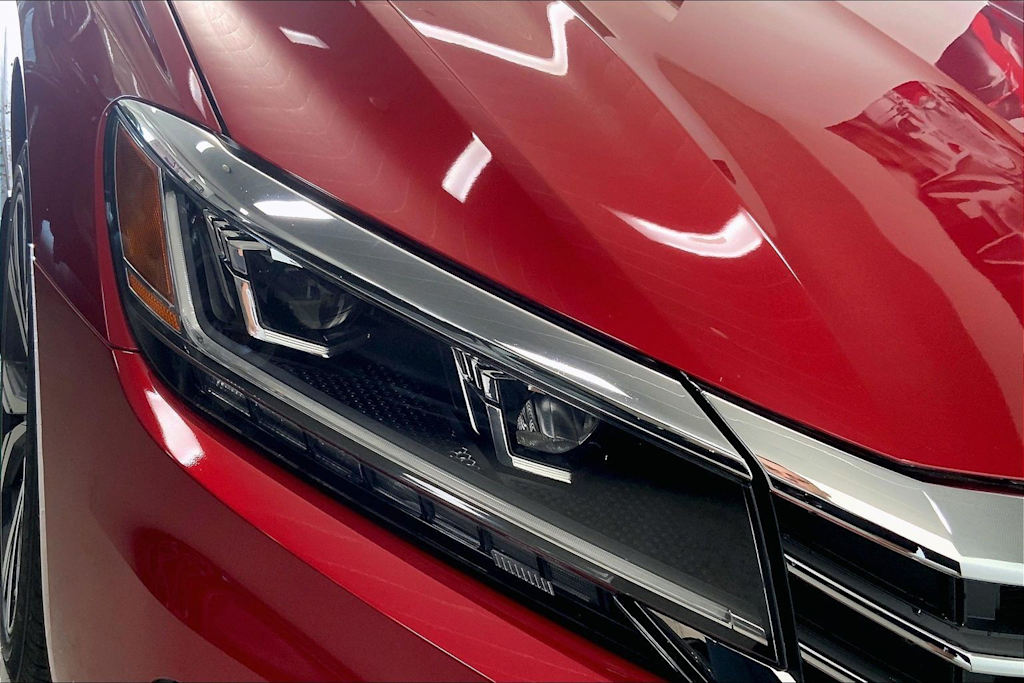 Thumbnail: 2021 Volkswagen Passat - 27