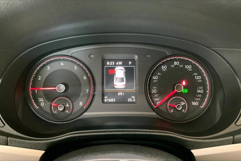 Thumbnail: 2021 Volkswagen Passat - 15