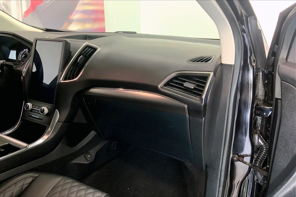 Thumbnail: 2024 Ford Edge - 22