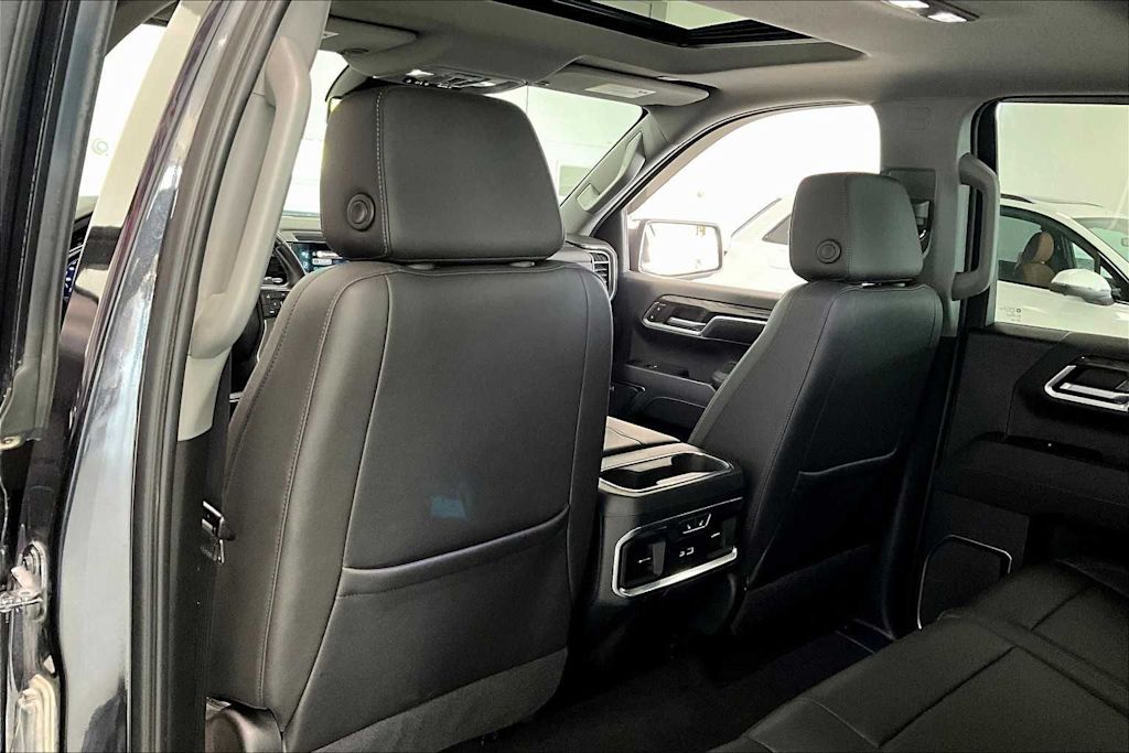 Thumbnail: 2022 Chevrolet Silverado 1500 - 10