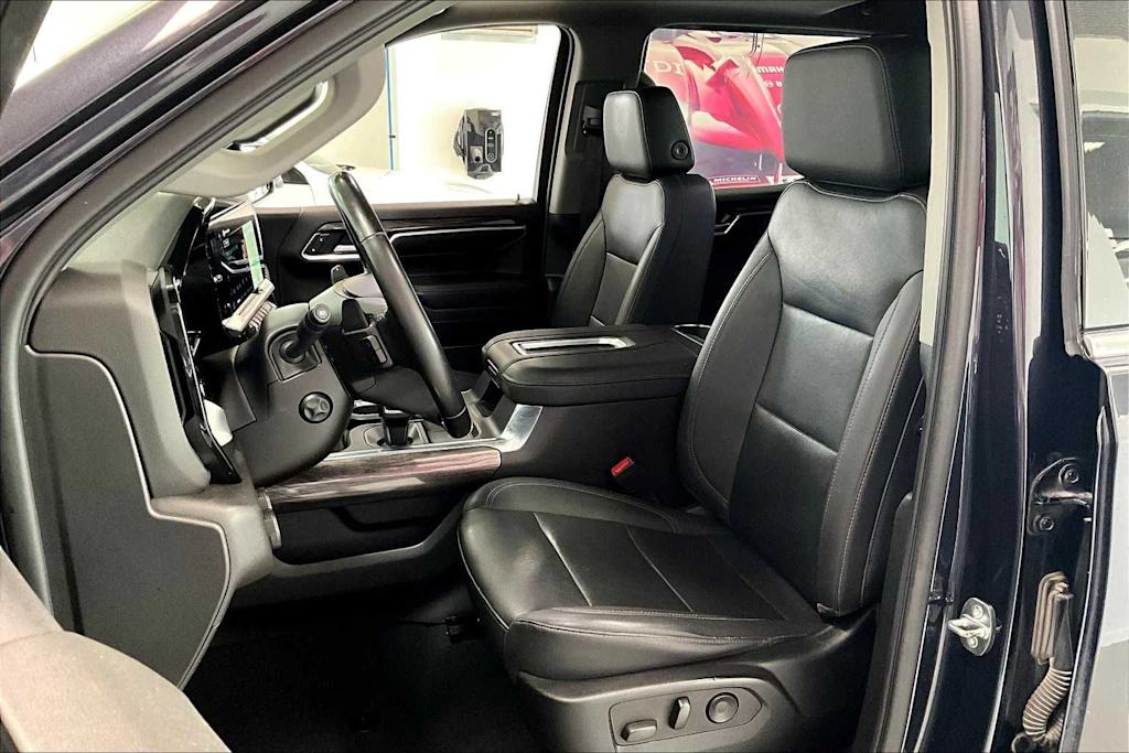 Thumbnail: 2022 Chevrolet Silverado 1500 - 9