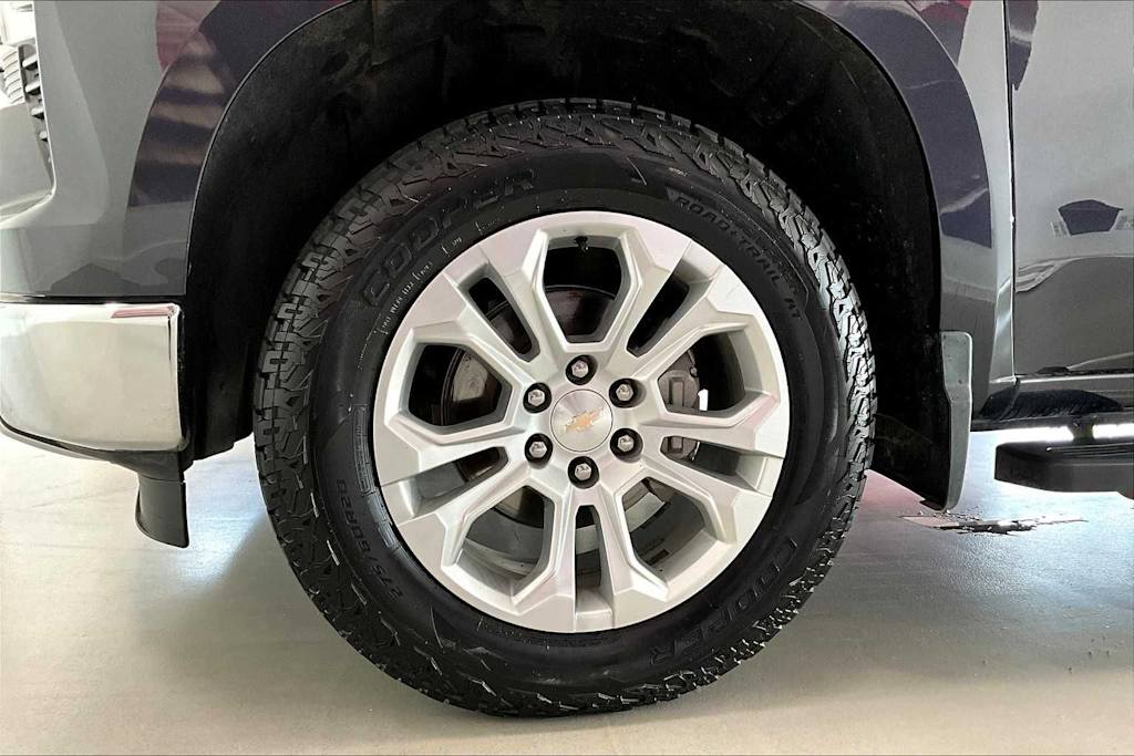 Thumbnail: 2022 Chevrolet Silverado 1500 - 7