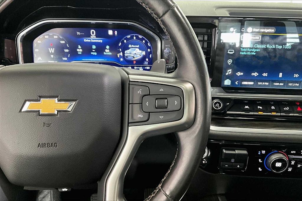 Thumbnail: 2022 Chevrolet Silverado 1500 - 23