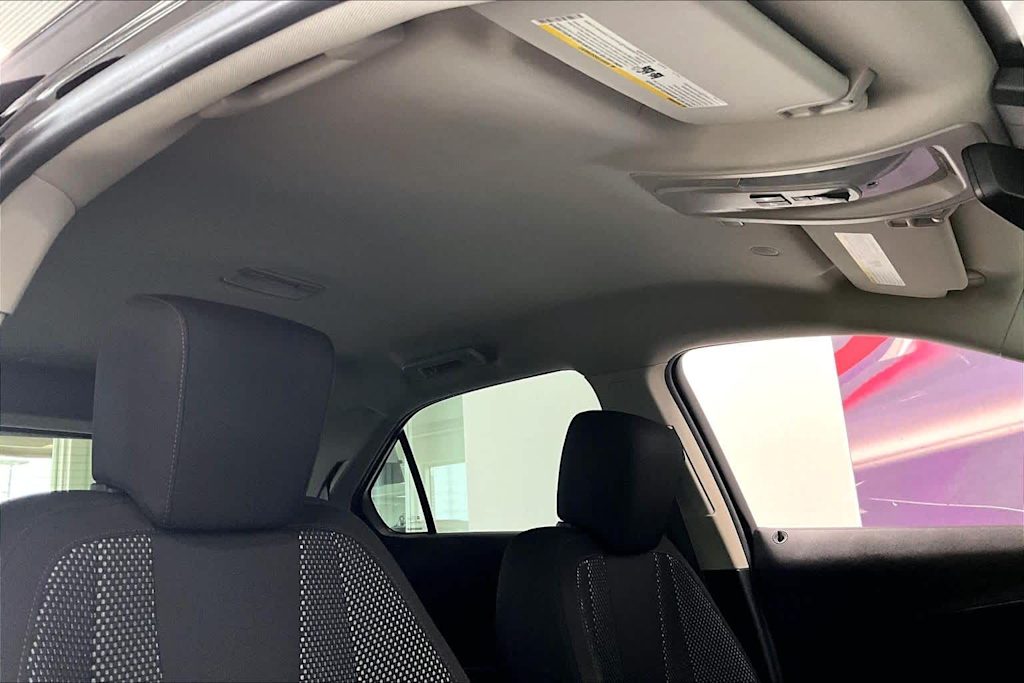 Thumbnail: 2016 Chevrolet Equinox - 27