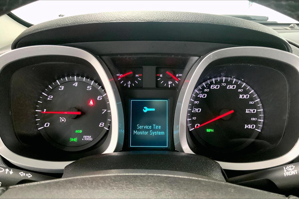 Thumbnail: 2017 Chevrolet Equinox - 17