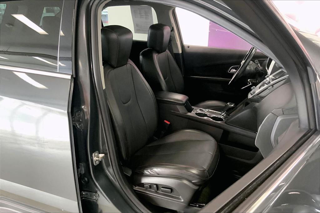 Thumbnail: 2017 Chevrolet Equinox - 11