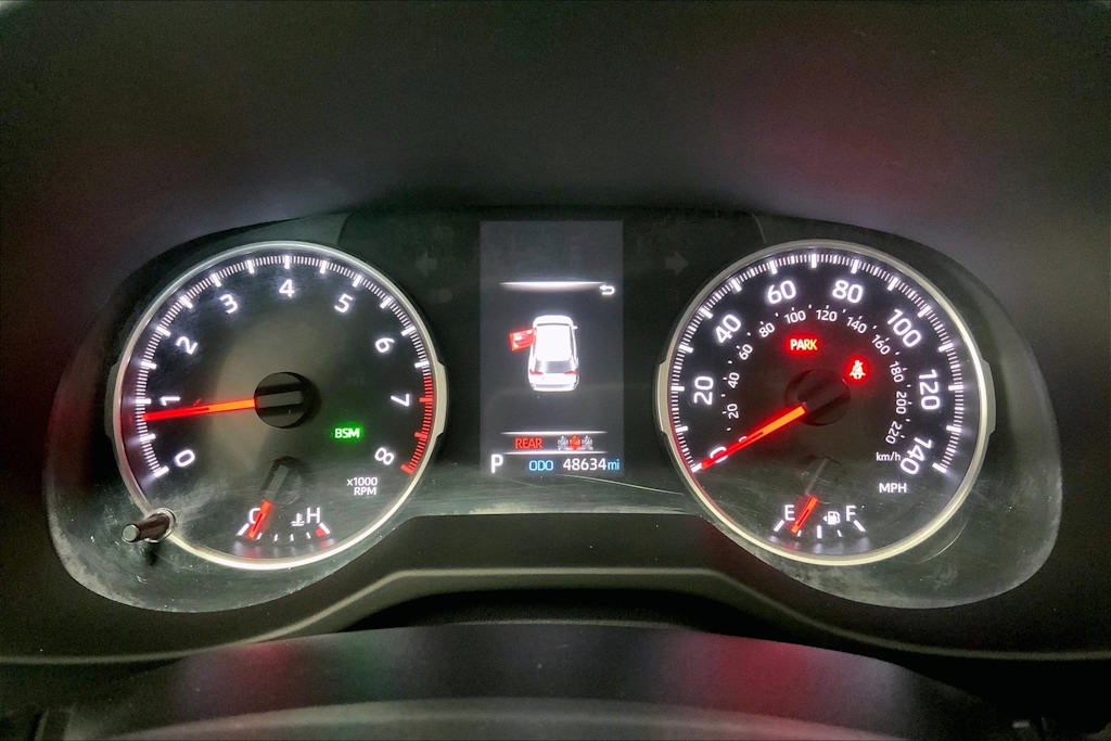 Thumbnail: 2022 Toyota RAV4 - 17