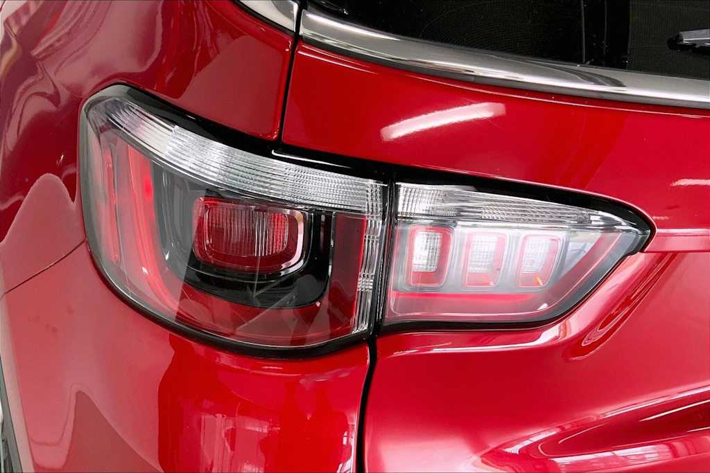 Thumbnail: 2019 Jeep Compass - 28