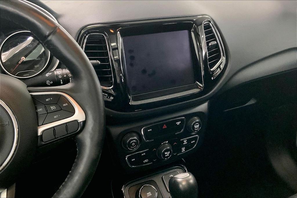 Thumbnail: 2019 Jeep Compass - 15