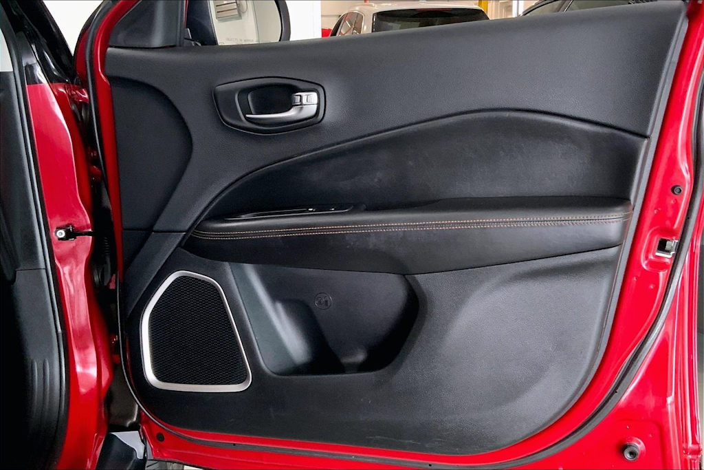 Thumbnail: 2019 Jeep Compass - 24