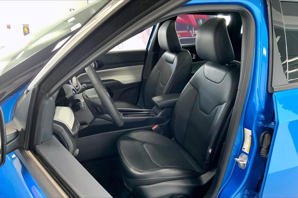 Thumbnail: 2023 Jeep Compass - 10