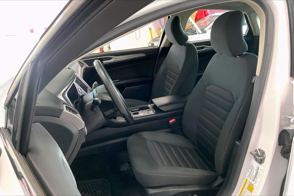 Thumbnail: 2019 Ford Fusion - 10