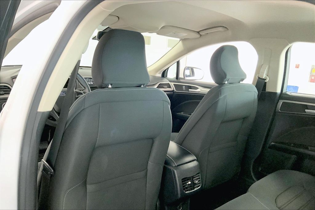 Thumbnail: 2019 Ford Fusion - 12