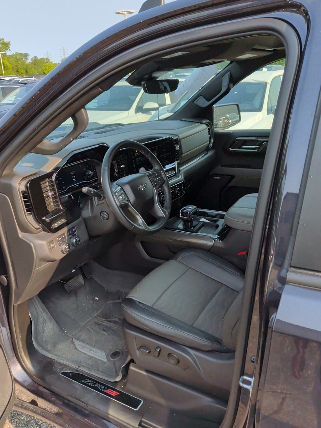 Thumbnail: 2023 Chevrolet Silverado 1500 - 7