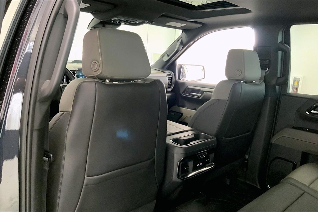 Thumbnail: 2023 Chevrolet Silverado 1500 - 12
