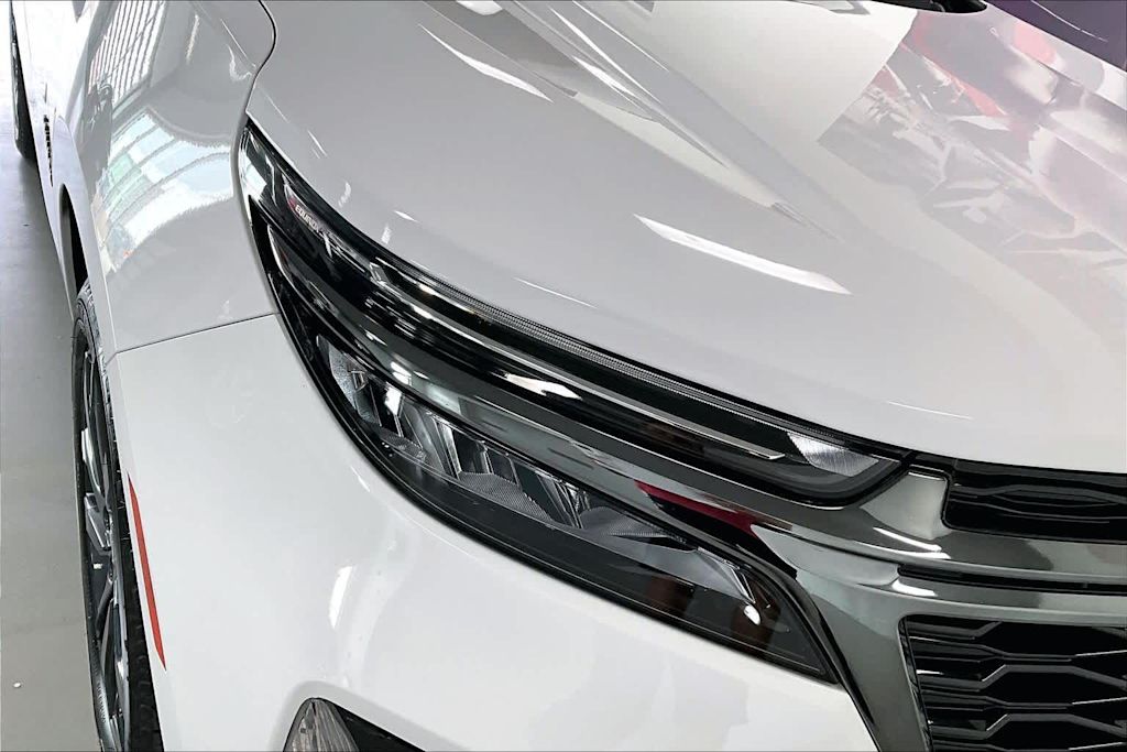 Thumbnail: 2023 Chevrolet Equinox - 29