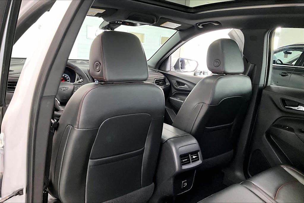 Thumbnail: 2023 Chevrolet Equinox - 12