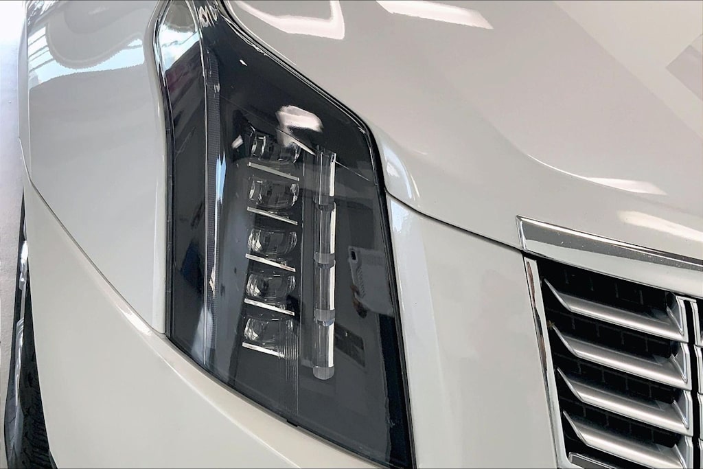 Thumbnail: 2016 Cadillac SRX - 29