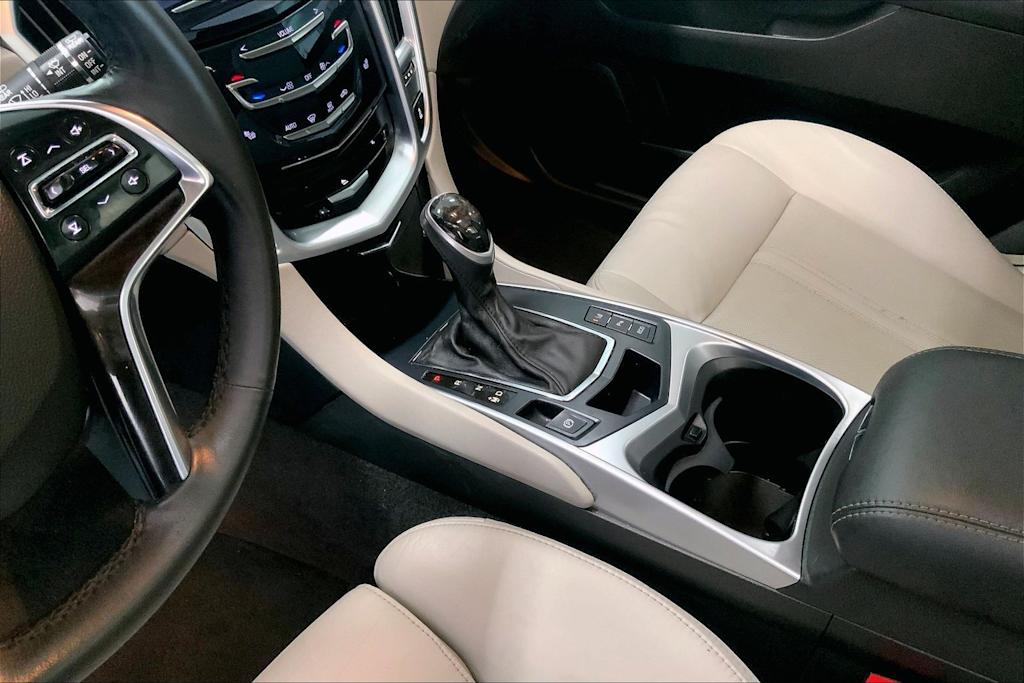 Thumbnail: 2016 Cadillac SRX - 16