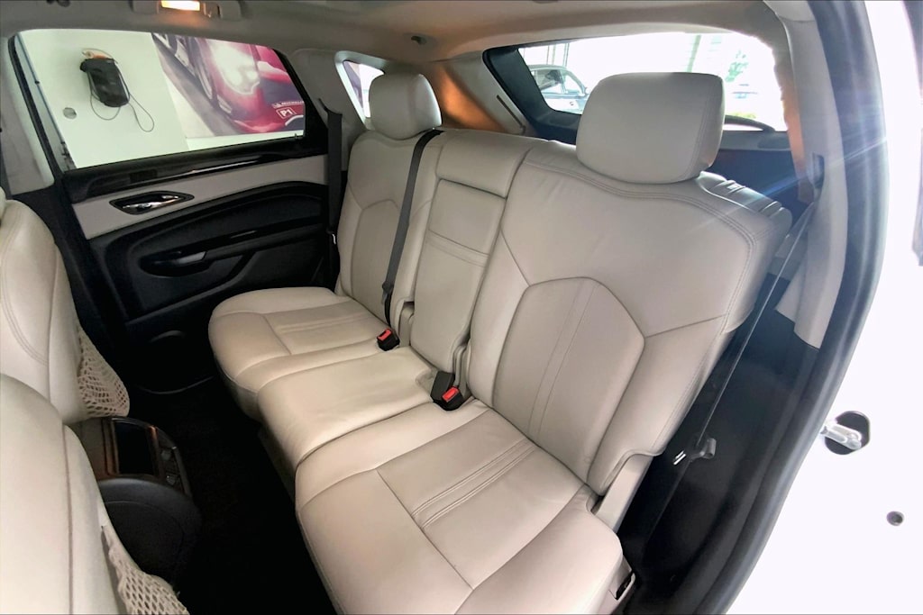 Thumbnail: 2016 Cadillac SRX - 27