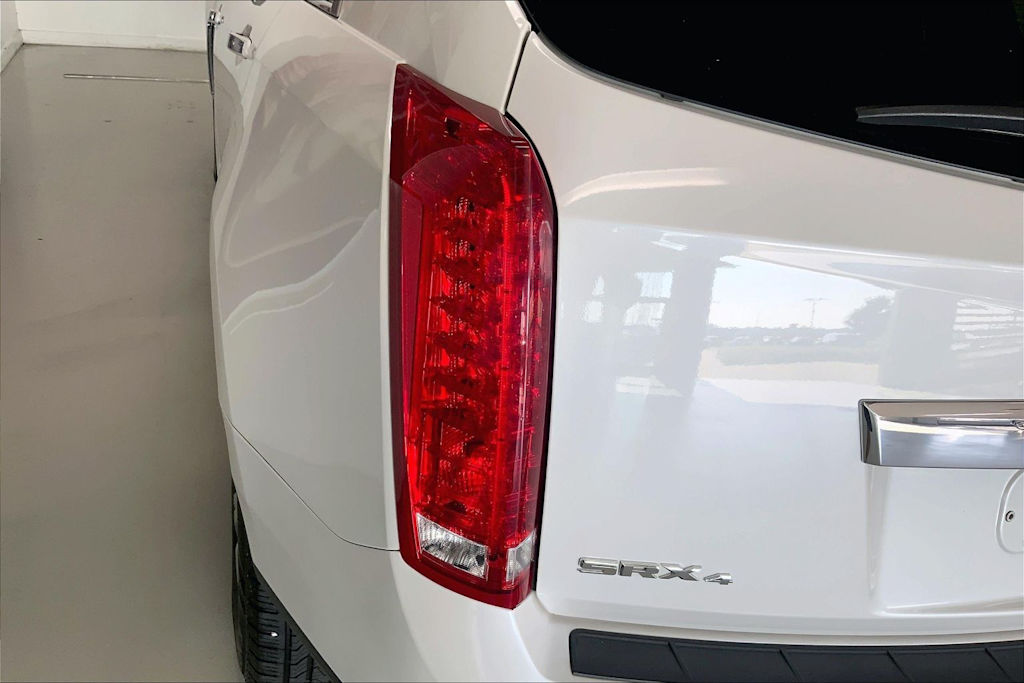 Thumbnail: 2016 Cadillac SRX - 30