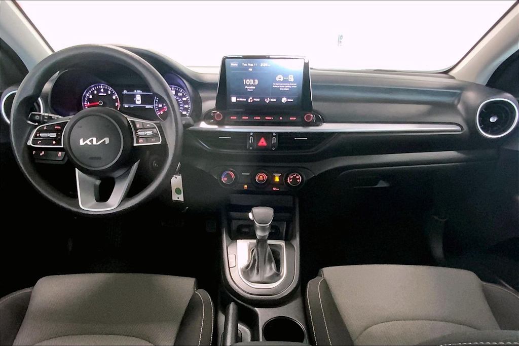 Thumbnail: 2023 Kia Forte - 8