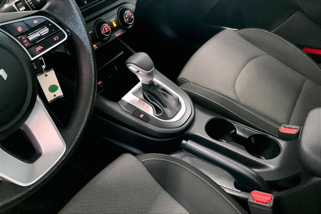 Thumbnail: 2023 Kia Forte - 15