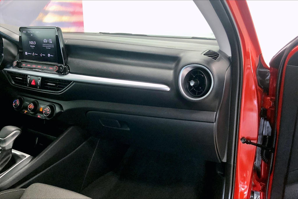 Thumbnail: 2023 Kia Forte - 20
