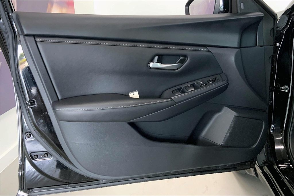 Thumbnail: 2024 Nissan Sentra - 25