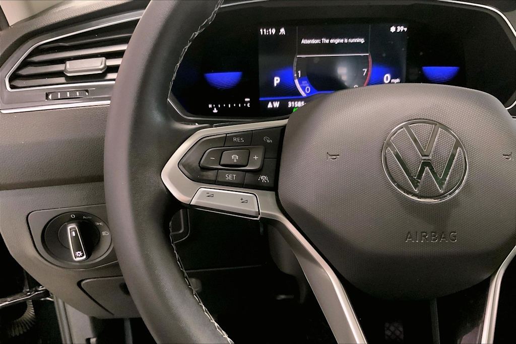 Thumbnail: 2022 Volkswagen Tiguan - 22