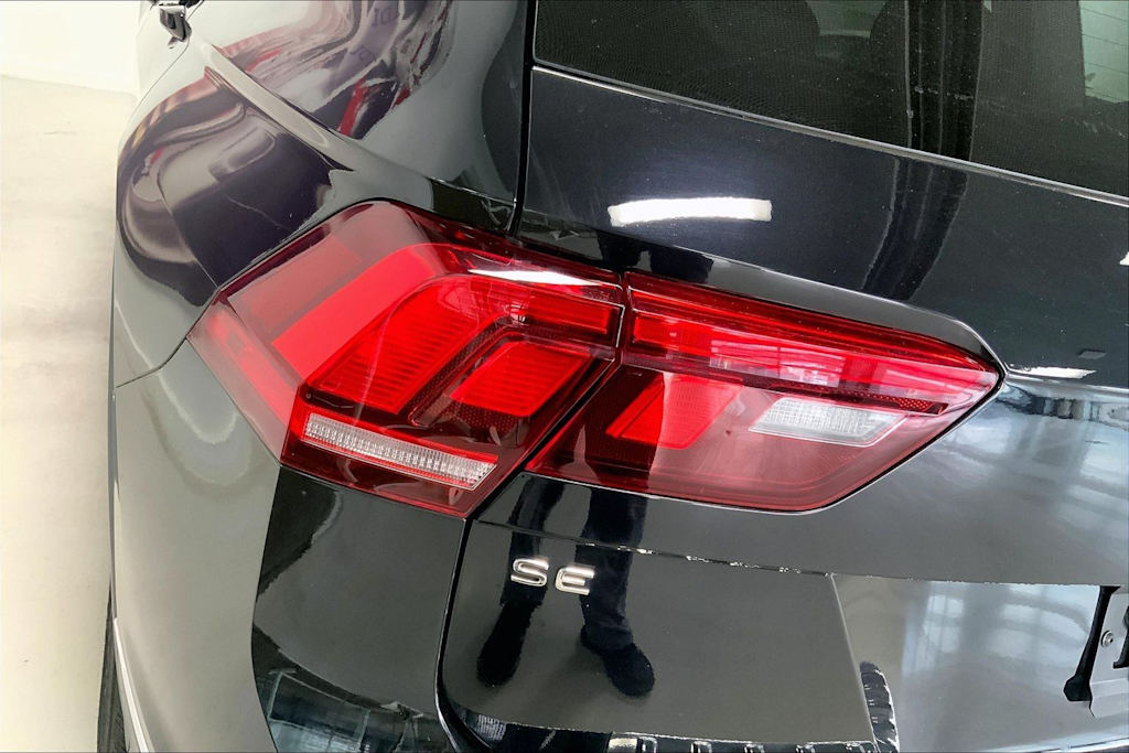 Thumbnail: 2022 Volkswagen Tiguan - 28