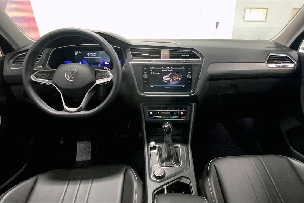 Thumbnail: 2022 Volkswagen Tiguan - 7