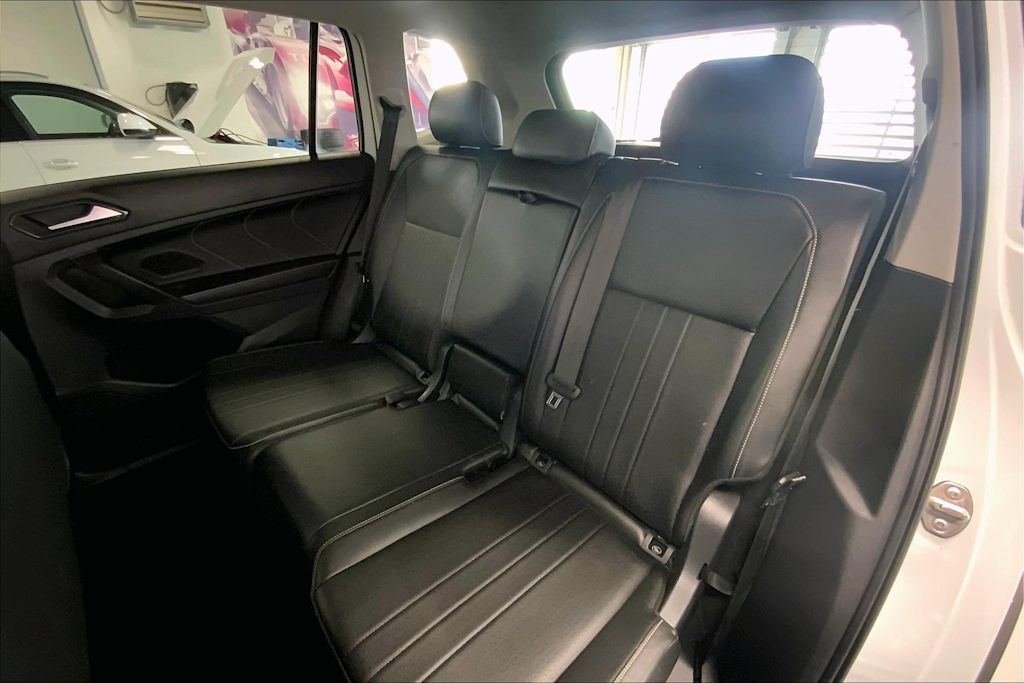 2022 Volkswagen Tiguan SE 12