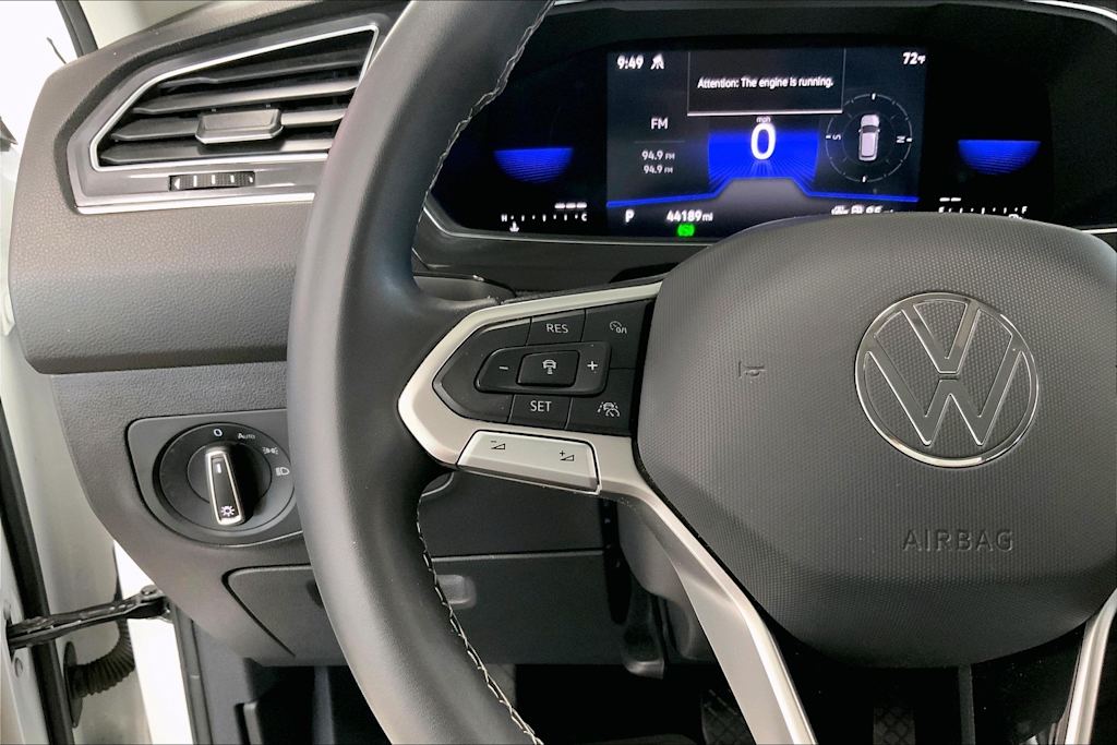 2022 Volkswagen Tiguan SE 23