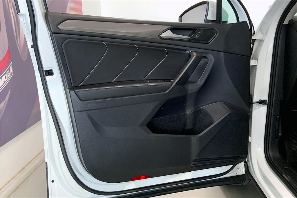 2022 Volkswagen Tiguan SE 26