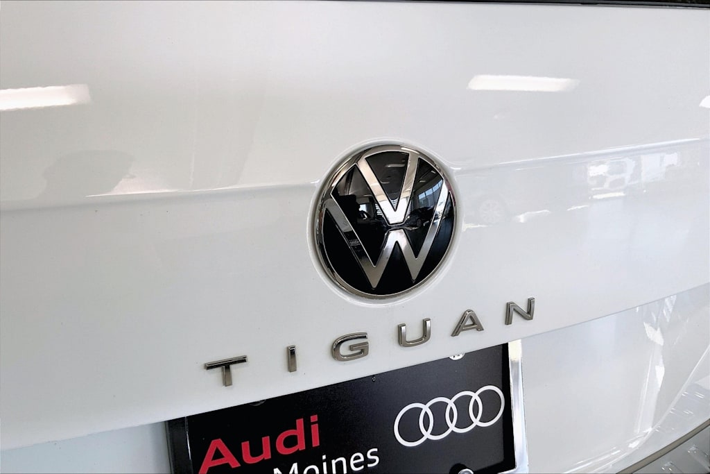 2022 Volkswagen Tiguan SE 7