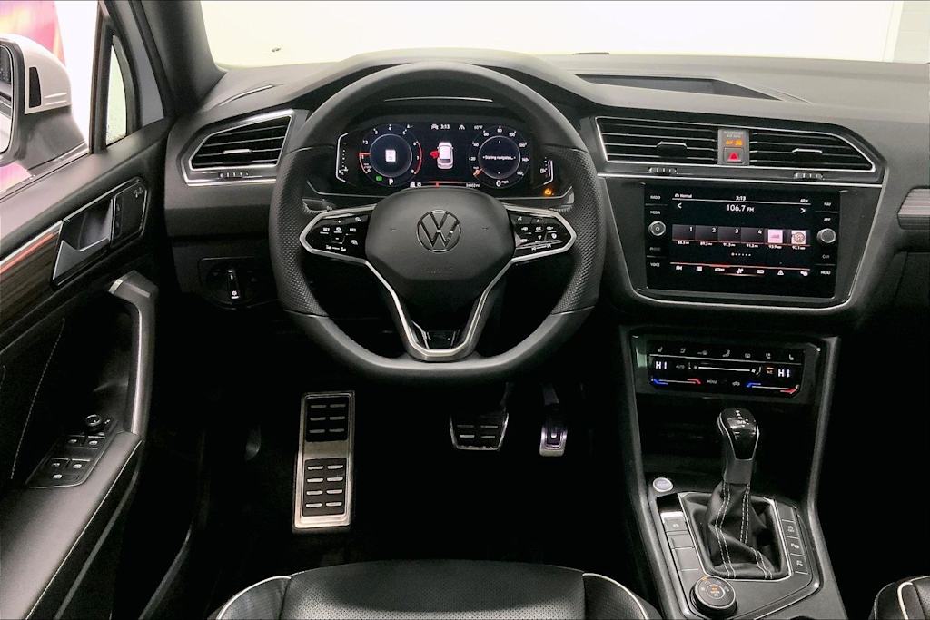 Thumbnail: 2022 Volkswagen Tiguan - 13