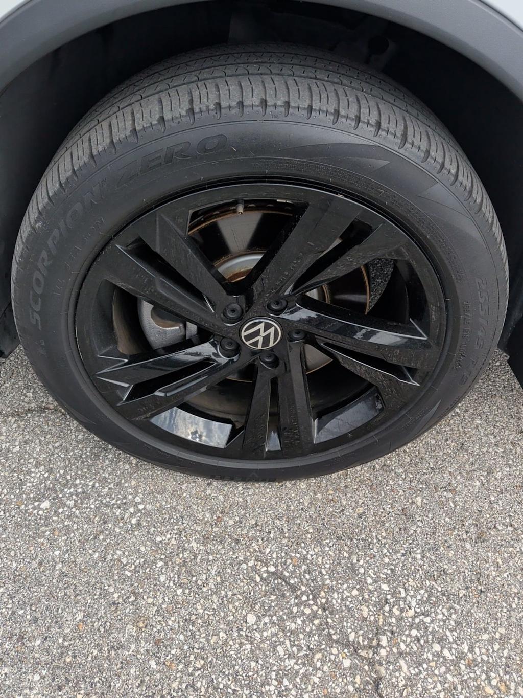 Thumbnail: 2023 Volkswagen Tiguan - 6